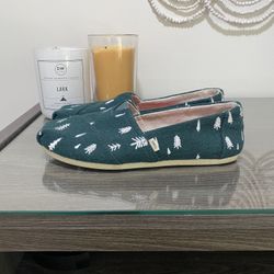 Perfect For Fall Tom’s !