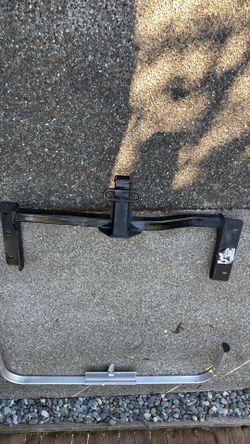 CURT Class III 2-inch receiver hitch #13282