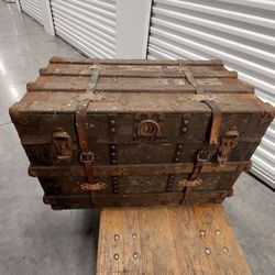 Old Trunk