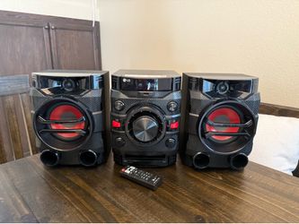 LG XBoom 230 Watts Stereo Radio Cd Player Bluetooth