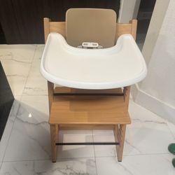 Stokke® Tripp Trapp® High Chair², Cushion, & Tray Bundle