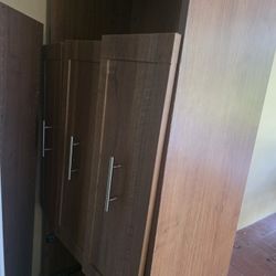 Free Custom Made Closet