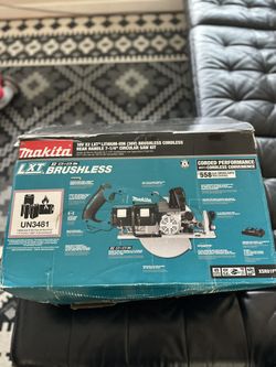 Saw Makita 
