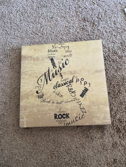 Music note wall decor
