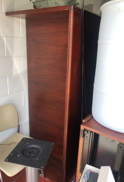 Wood desks (10 available)