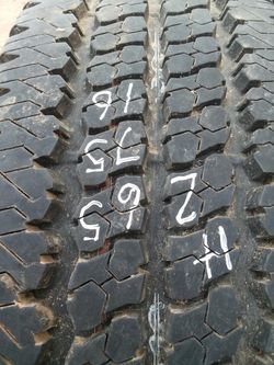 LT265 75 16 good truck tire on 8bolt rim