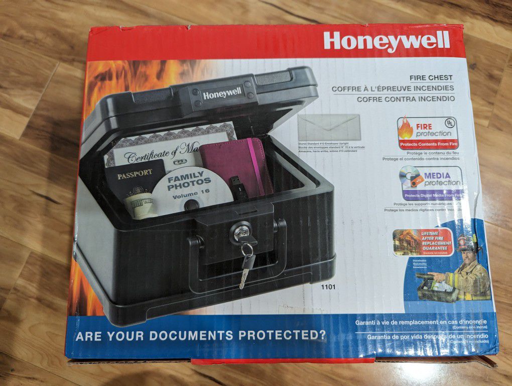 Brand New Unopened Honeywell Safes & Door Lock 30 Minute Fire Box Chest