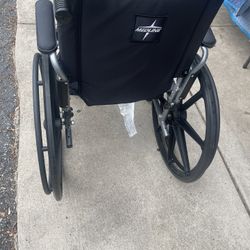 MEDLINE Wheelchaair 