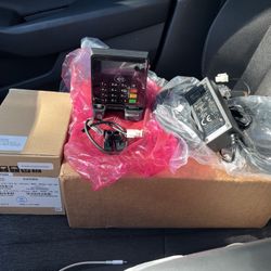 Ingenico Self 4000 Self-Service Terminal