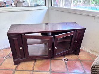 FREE TV console