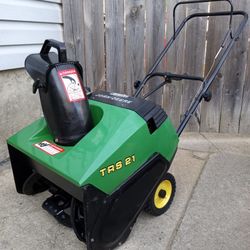 Excellent Condition - John Deere TRS21 21" Inch Single Stage Gas Snowblower 