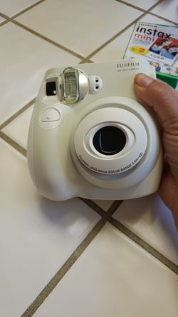 fujifilm instax mini camera