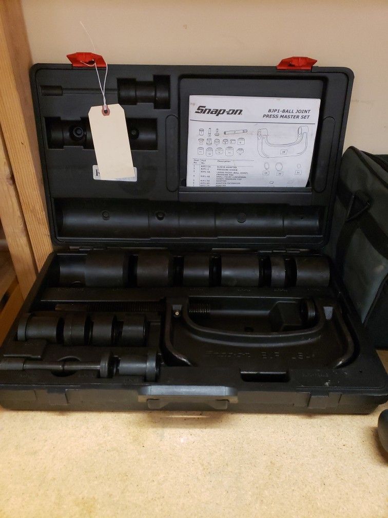 Snap On BJP1 22 Piece Ball Joint Press Master Kit