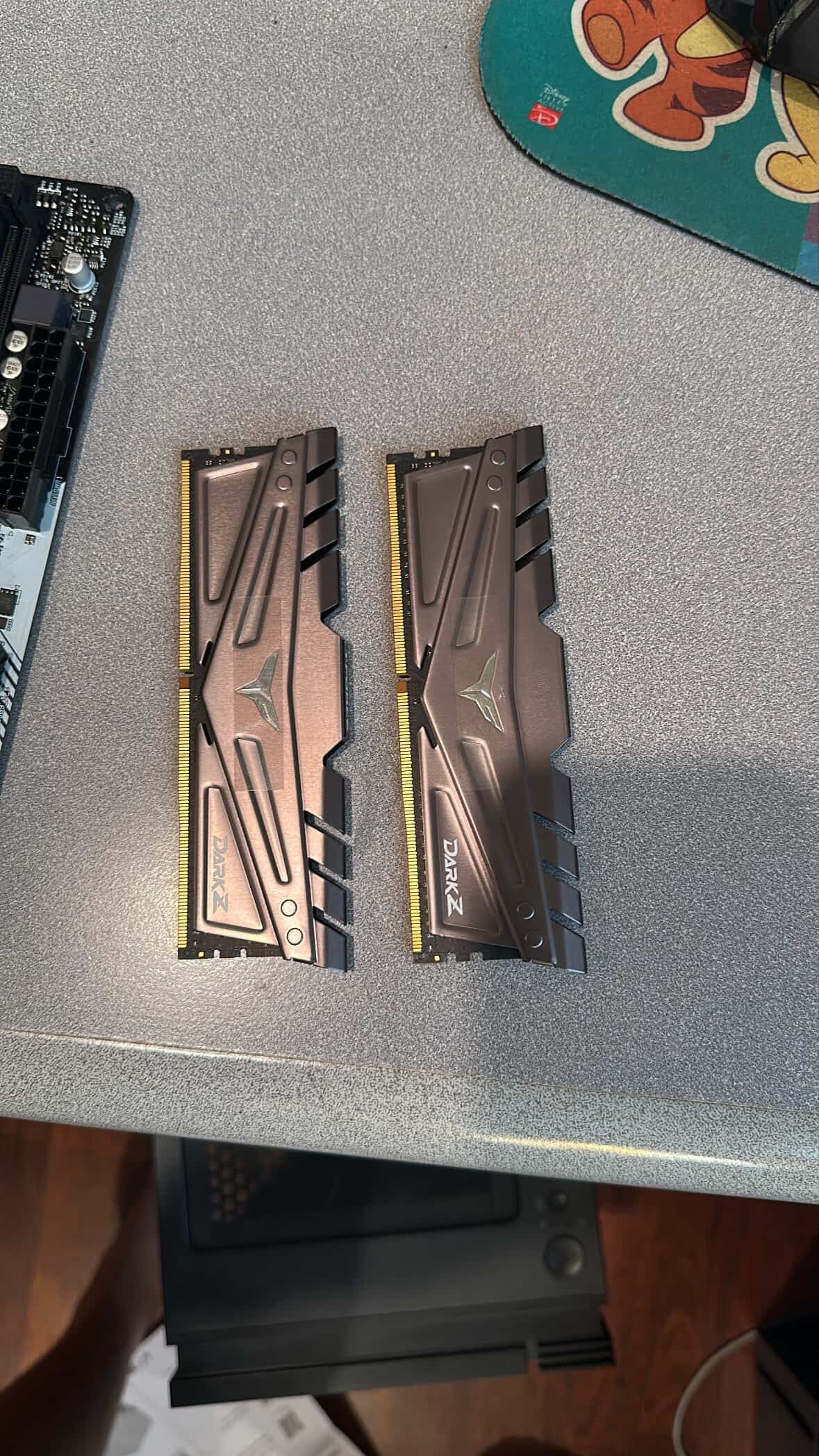 T-Force Dark Z ddr4 16GB (2 x 8GB)