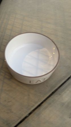 Dog food bowl
