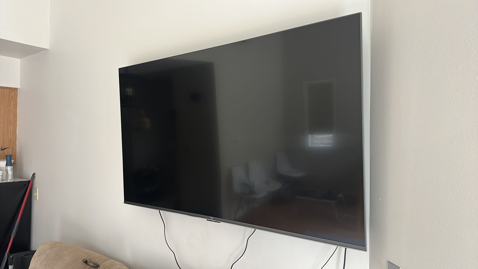 Amazon Firetv 65” , subwoofer, speaker, built-in alexa