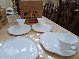 Colony Harvast Milk Glass Snack Set 7-piece