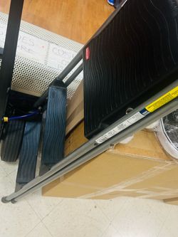 Rubbermaid Black Utility Cart
