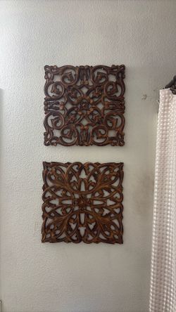 Set of wooden wall decor