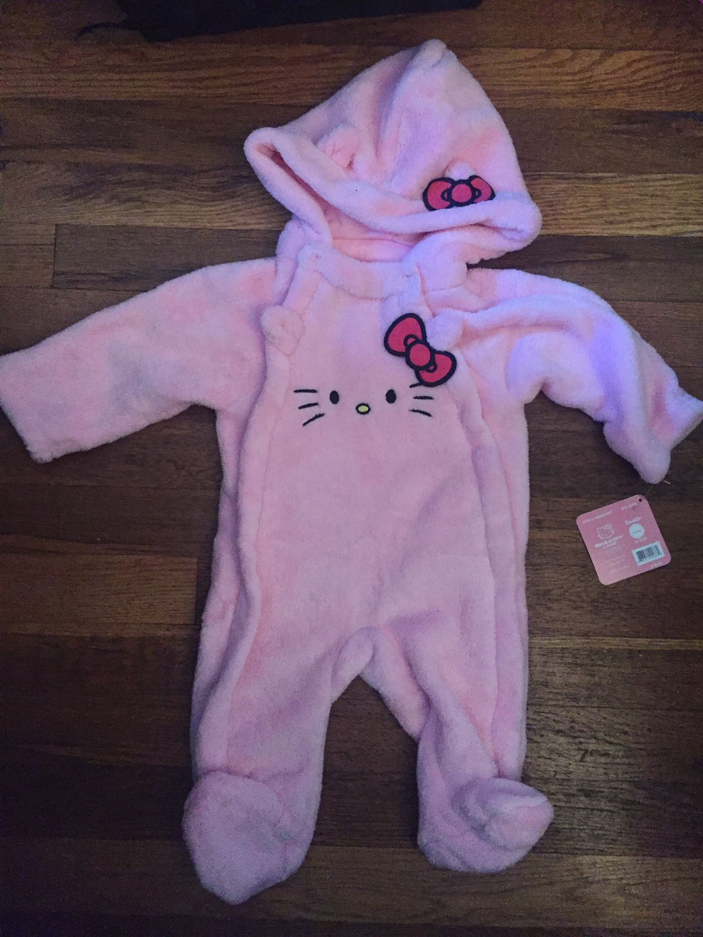 Baby girl hello kitty hooded fleece snowsuit outfit 0-3 months NWT