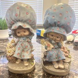 Vintage Little Girl Blue Bonnet Set