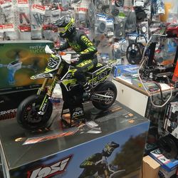 Pro Moto Team Losi RC Motorcycle Supermoto Brand New Special Deal $499 Cheaper Than Anywhere Else