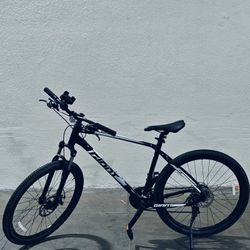 MOUNTAIN BIKE FOR SALE NEGOTIABLE 450
