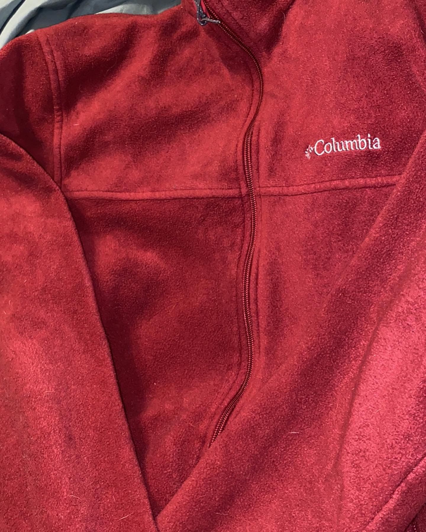 Large Burgundy Columbia Zip Jacket