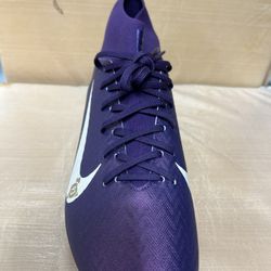 Soccer Cleats .