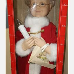 Vtg Animated Telco 24”  Mrs. Santa Claus Motionette. 