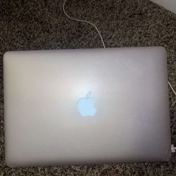 MacBook Air 13-inch (2017) - Core i5 - 8GB - SSD 128GB