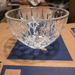 Gorgoues Marquis Waterford Sparkle 9" Glass Bowl
