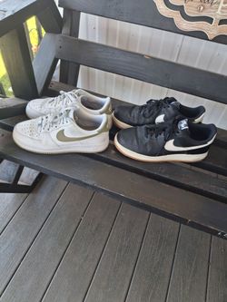 Good conditions  size 10.5 y 11 $25 per pair or $40 for both