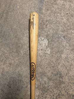 louisville slugger wood bat