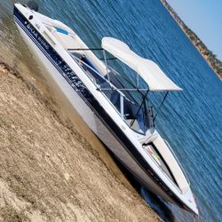 1993 Four Winns 18ft