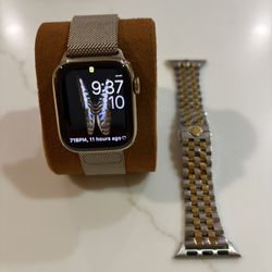 41mm Apple Watch Series 9 - Stainless Steel Gold Finish with Milanese Loop & Kendra Scott Band
