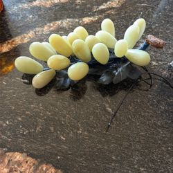 Antique Jade Grapes