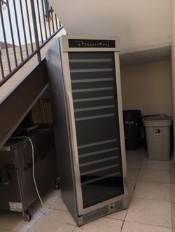 Cooler / Warmer For Sale