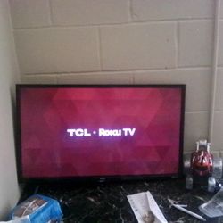 TCL ROKU TV
