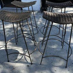 Set of 4 Vintage Wicker & Iron Bar Stools – Mid-Century Style