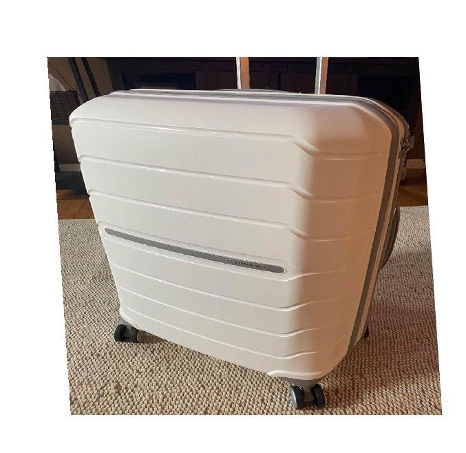 everything have Explorer's Choice Bags Travel Suitcases That Deliver