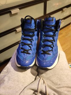 Blue Nike Jordans Size 8