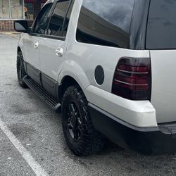 2004 Ford Expedition
