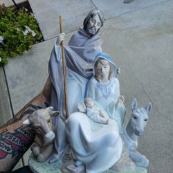 Lladro  1992 "Joyful Event " Nativity Large Glazed Figurine No. 6008 Mint Condition 