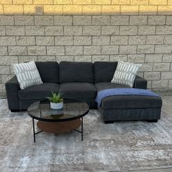 *Free Delivery* Gray Sectional Couch Sleeper Sofa w/ Storage