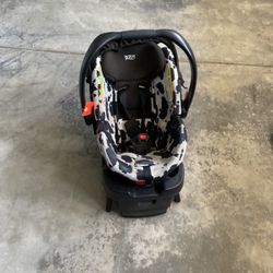 Britax Car Seat And Base