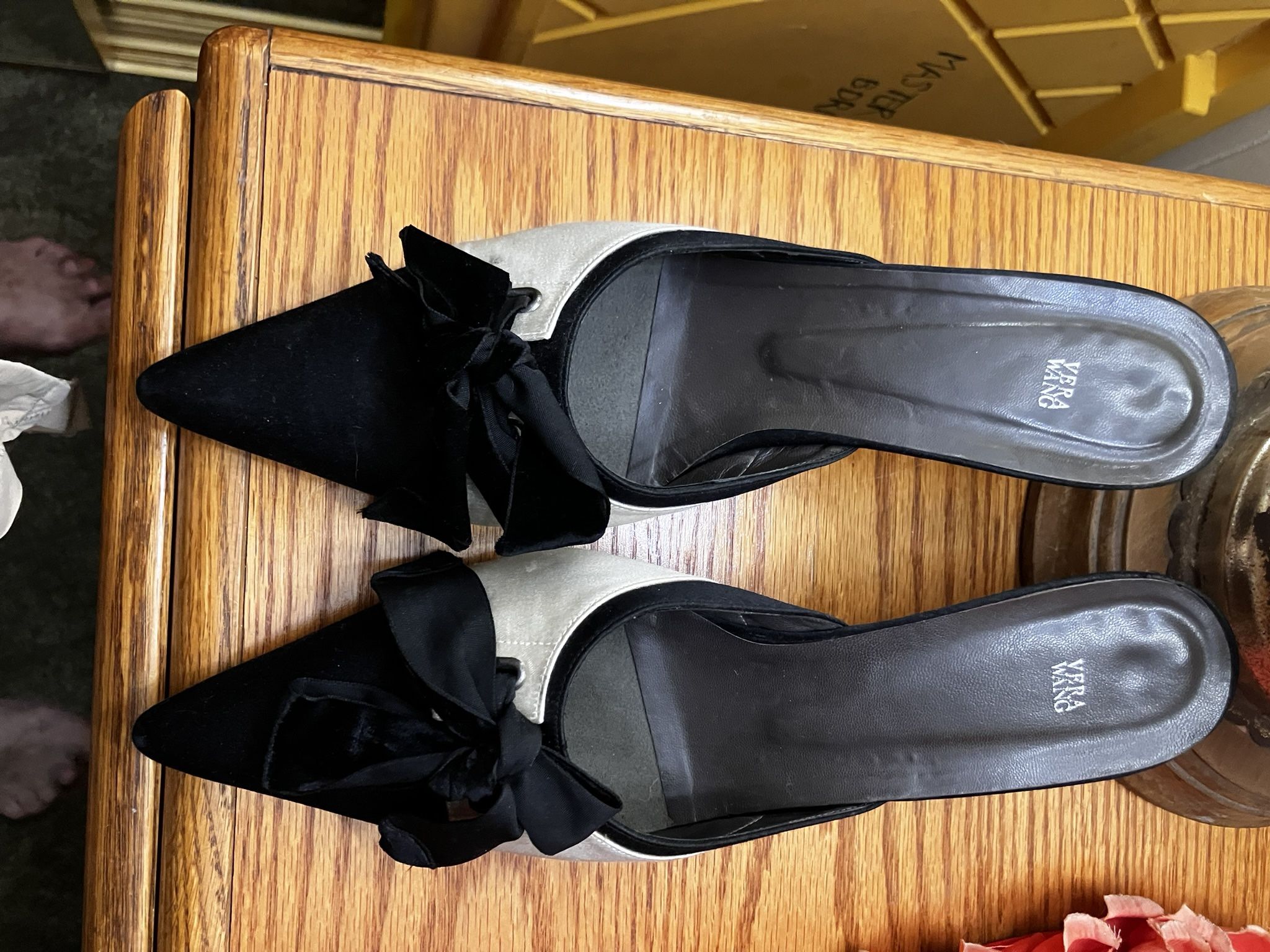 Vera wang Mules Size 8