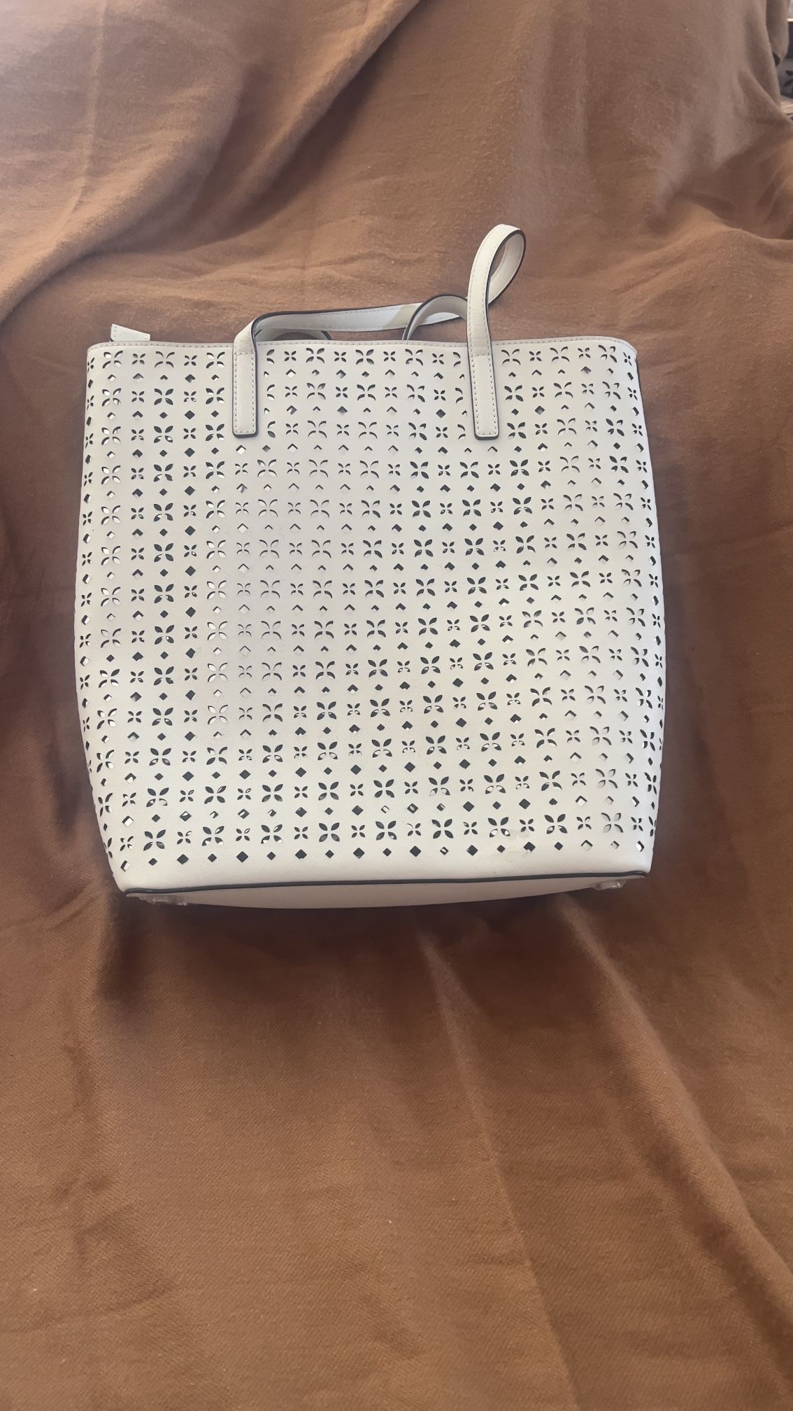 Woman’s Hand Bags, Wallets N Travel