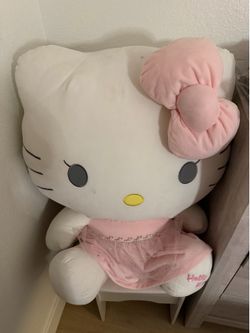 huge hello kitty