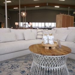 💯 Beautiful New Sectional 💥